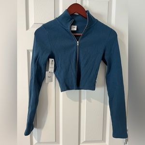 Aritzia TNA blue cropped zip up